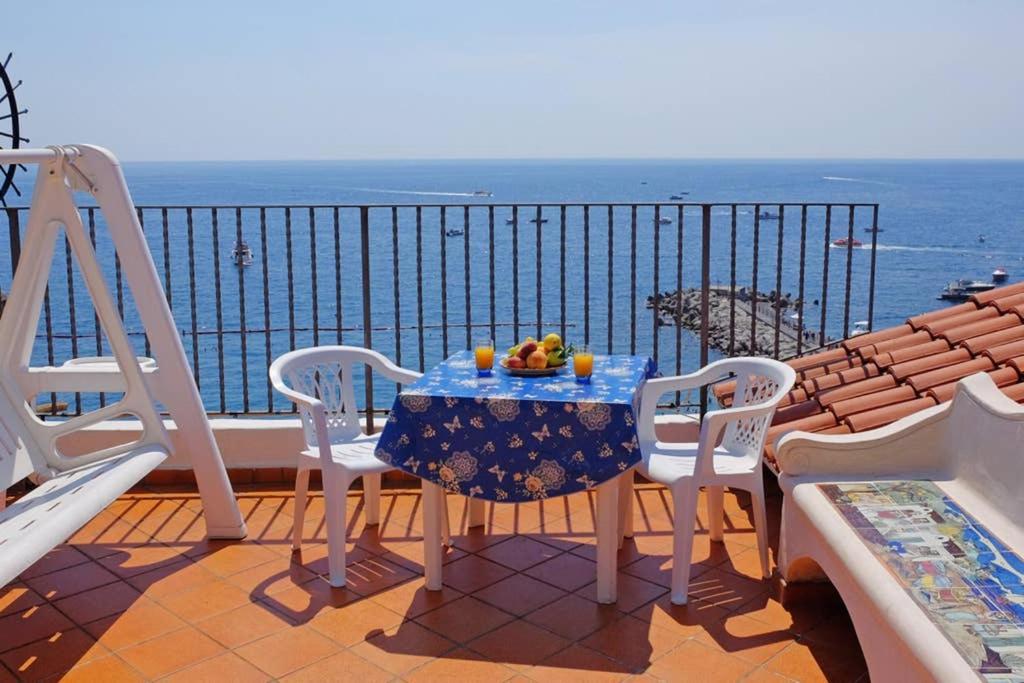 Mamma Rosanna - Apartment In Amalfi With Terrace מראה חיצוני תמונה